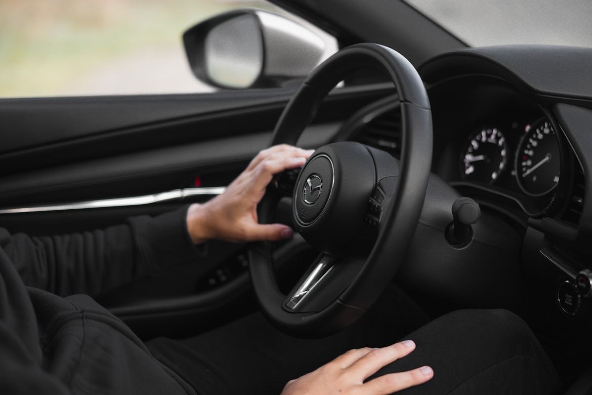 Les 10 erreurs de conduite les plus dangereuses chez le conducteur débutant
