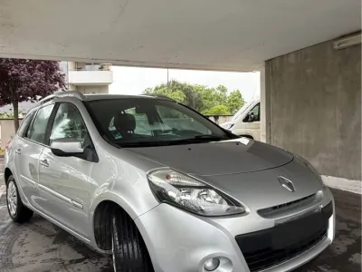 Renault Clio — photo 4