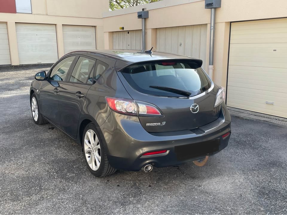 Mazda 3