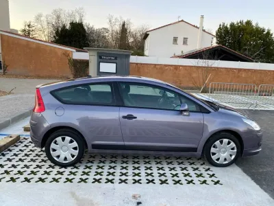 Citroën C4 — photo 1