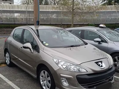 Peugeot 308 2011