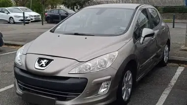 Peugeot 308 — photo 2