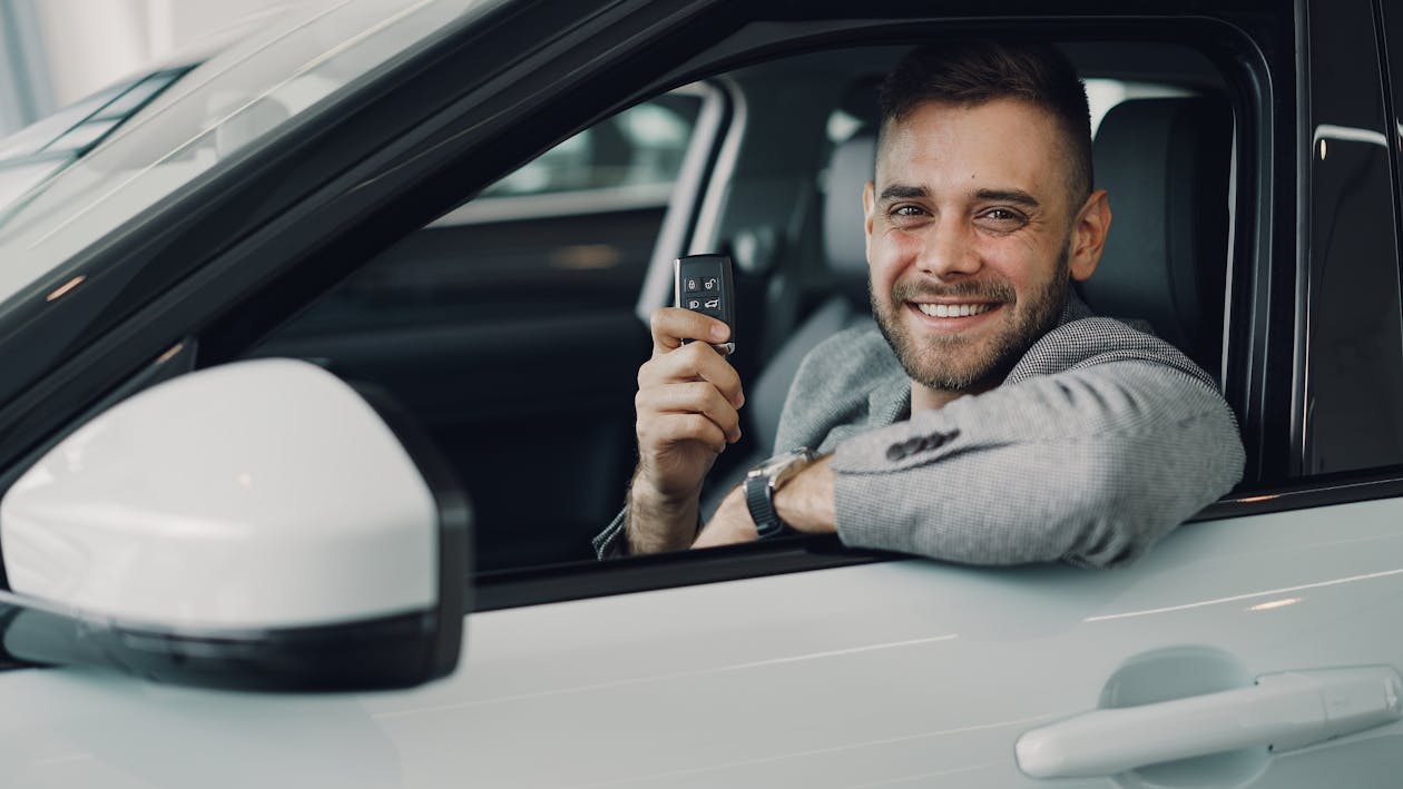 Quelle première voiture acheter quand on est jeune conducteur ?